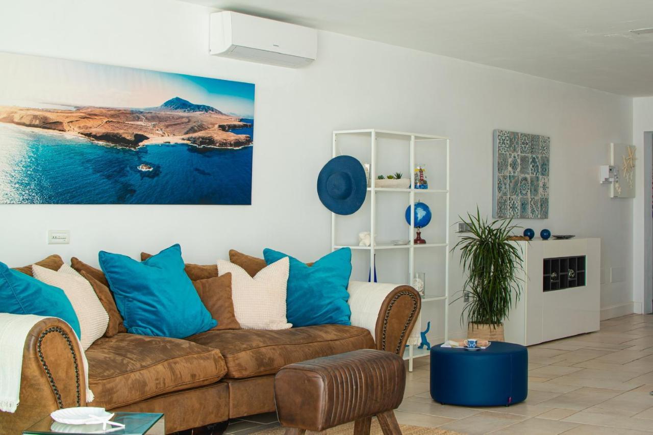 Frontline Villa 25, Modern Coastal Design With Amazing Views Puerto Calero Kültér fotó